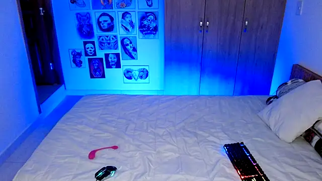 rachel_rosse11's cam snapshot