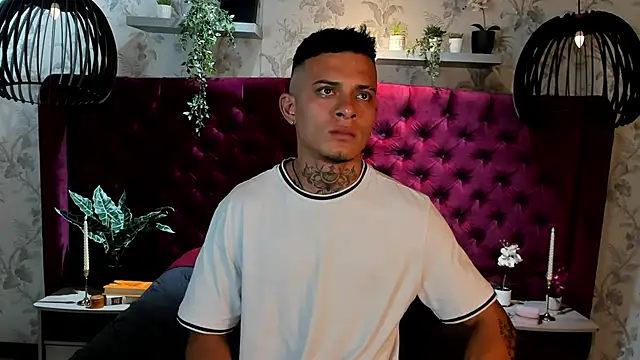 MrJustin_ live sex cam