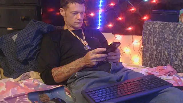 TheOneYouLove69 live sex cam