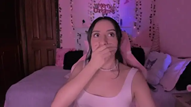 gabyye_capprins's cam snapshot