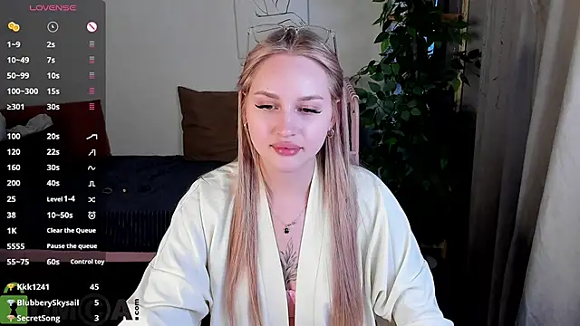 Carol__Cox's cam snapshot