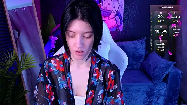 roxy_riot_'s cam snapshot