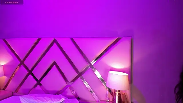 GiselJones's cam snapshot