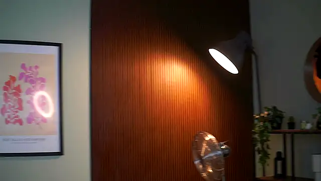 RavennaDArcy's cam snapshot