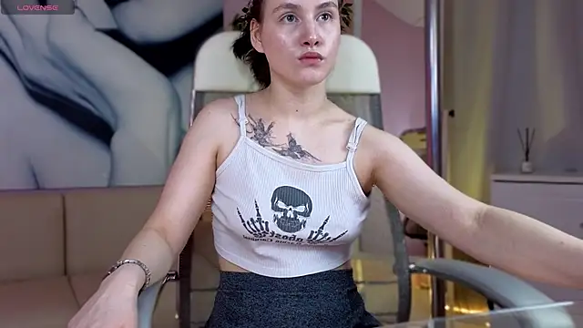 LANICROSS's cam snapshot