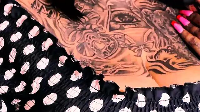 indian_dreamgirl live sex cam