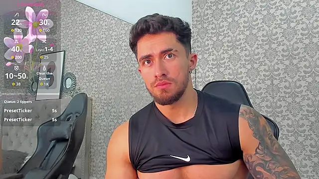 Brad_Summer live sex cam