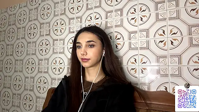LinaMour live sex cam