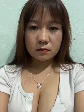 qinejr37's cam snapshot