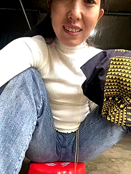 Huong-Ly's cam snapshot