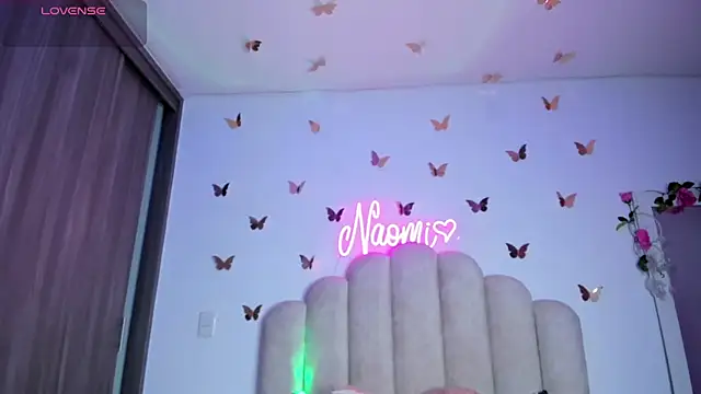 NaomiAsha's cam snapshot