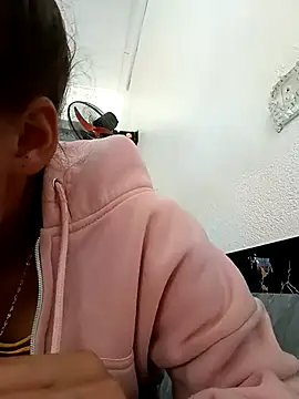 llomayy-love's cam snapshot