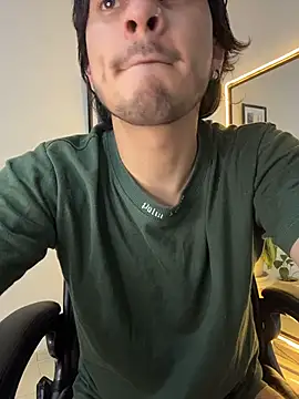 Elian_savoy's cam snapshot