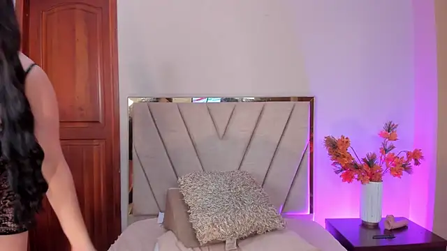 SerenaAveline's cam snapshot