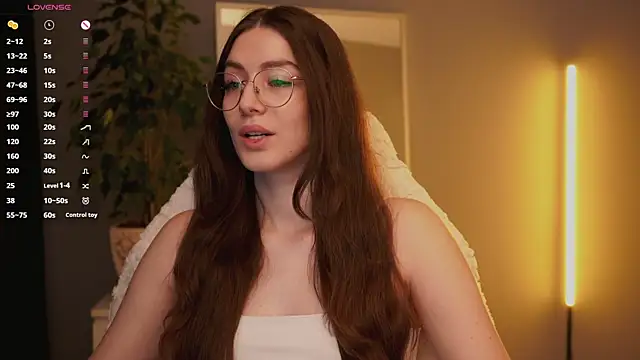 Ester_Hill's cam snapshot