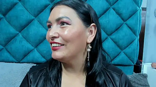 PENELOPELEWISs's cam snapshot