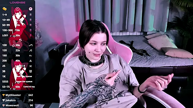 MiraVelle's cam snapshot