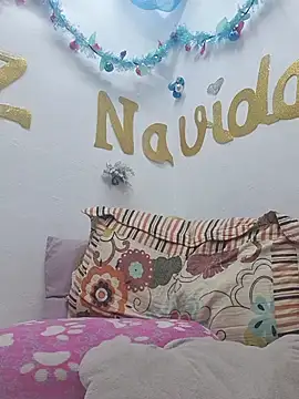 karlythoth@xh's cam snapshot