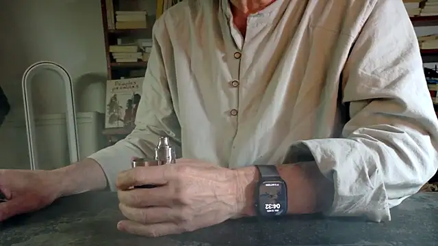 yvanbonar's cam snapshot