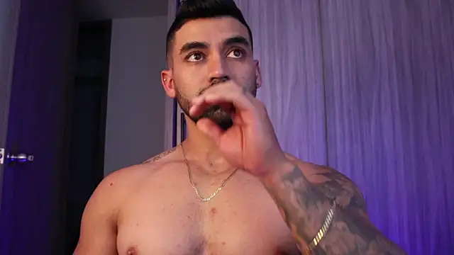 SOY_MIKE live sex cam