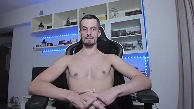 ToddClaytonn's cam snapshot