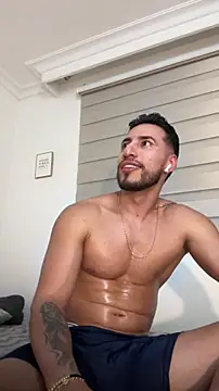 Thiago_Hill's cam snapshot