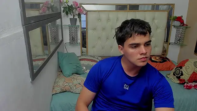 heiker_ live sex cam