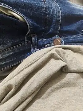 Adee21e's cam snapshot