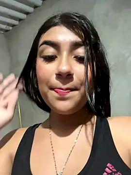 Sweed-virgin-pussy live sex cam