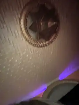 Queentaraf999 live sex cam