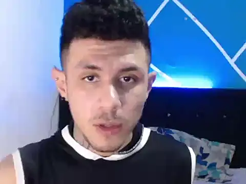 damiansexyboy69's cam snapshot