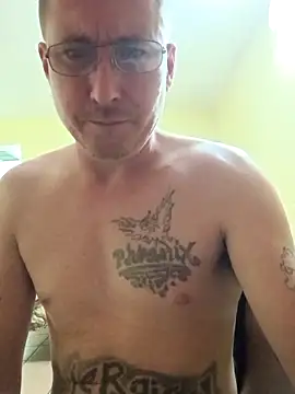 RoughIntentions4U's cam snapshot