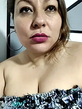 sakotodika's cam snapshot