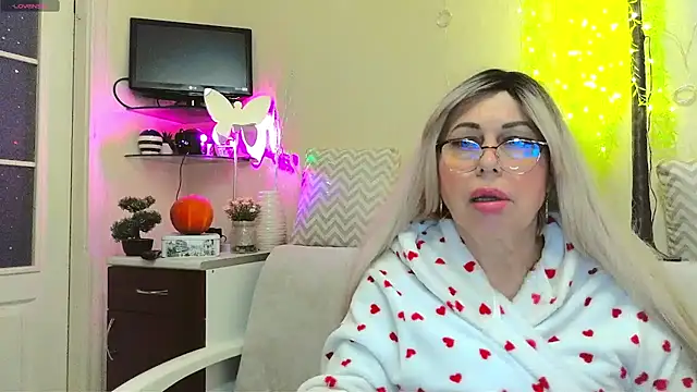 SusieNoreen's cam snapshot