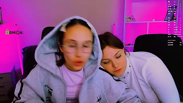 nikole_kitt live sex cam