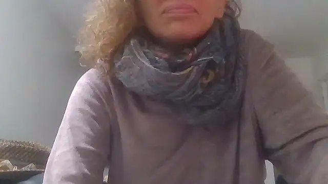 loveryvicky's cam snapshot