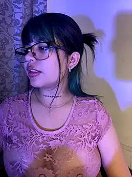 VIOLET_EF's cam snapshot