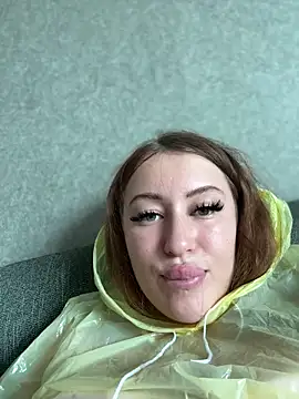 AndreaMood live sex cam