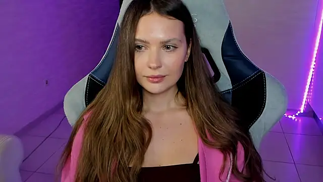 yourArya's cam snapshot