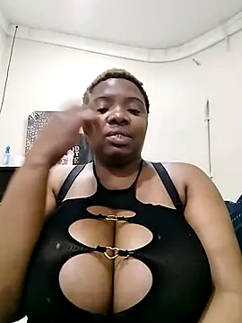 VoluptuousXX5's cam snapshot