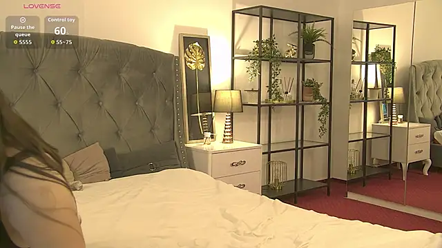 LaylaBlaze live sex cam