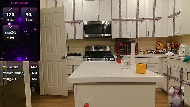 Blondiewithanass's cam snapshot