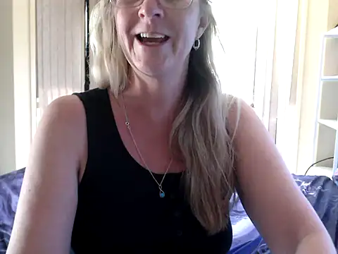 Arseralian_Cougar's cam snapshot