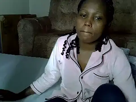 AurelAda's cam snapshot