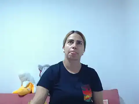 Lunazina's cam snapshot