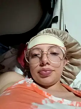 linda-schmidt's cam snapshot