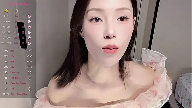 yuyu-33's cam snapshot