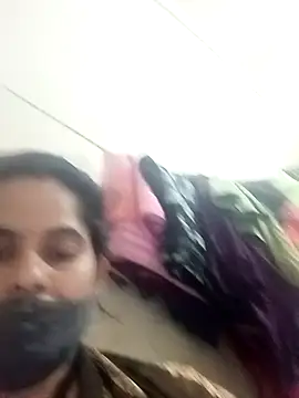 JULEE-740's cam snapshot