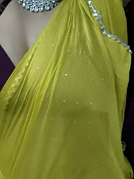 janvi_100's cam snapshot