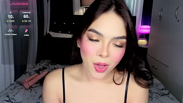 GoddessMaria69 live sex cam